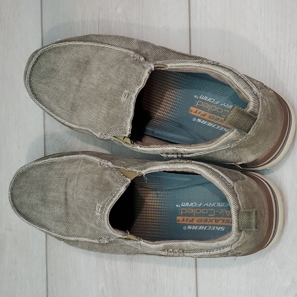 Skechers Mens Relaxed fit Air Cooled Memory foam Loafer Slip on shoes sz 8 - Picture 8 of 12